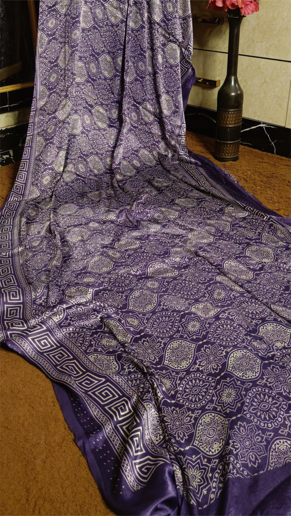 ~ Ajrakh ~ Jaamuni Semi Modal Silk Saree - Image 4