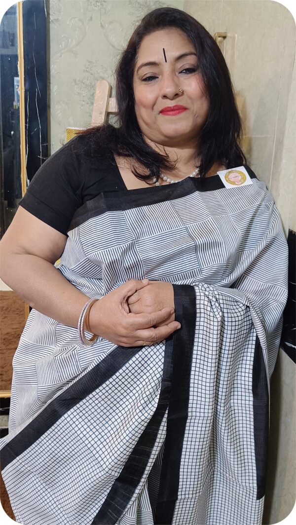 ~ Shakumbari ~ White Checks Tusser Silk Saree - Image 8
