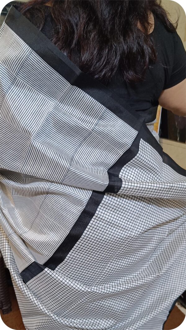 ~ Shakumbari ~ White Checks Tusser Silk Saree - Image 4