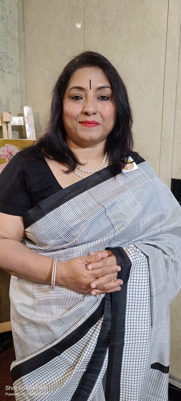 ~ Shakumbari ~ White Checks Tusser Silk Saree