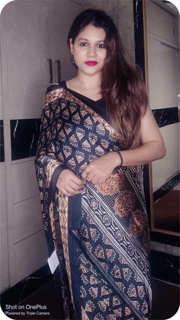 ~ Aaina ~ Black Ajrakh Satin Silk Mirror work Saree - Image 5