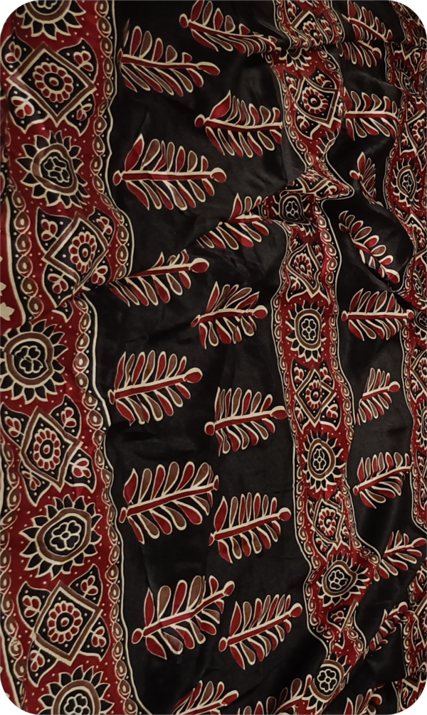 ~ Ajrakh Jaal ~ Black & White Satin Silk Saree - Image 4