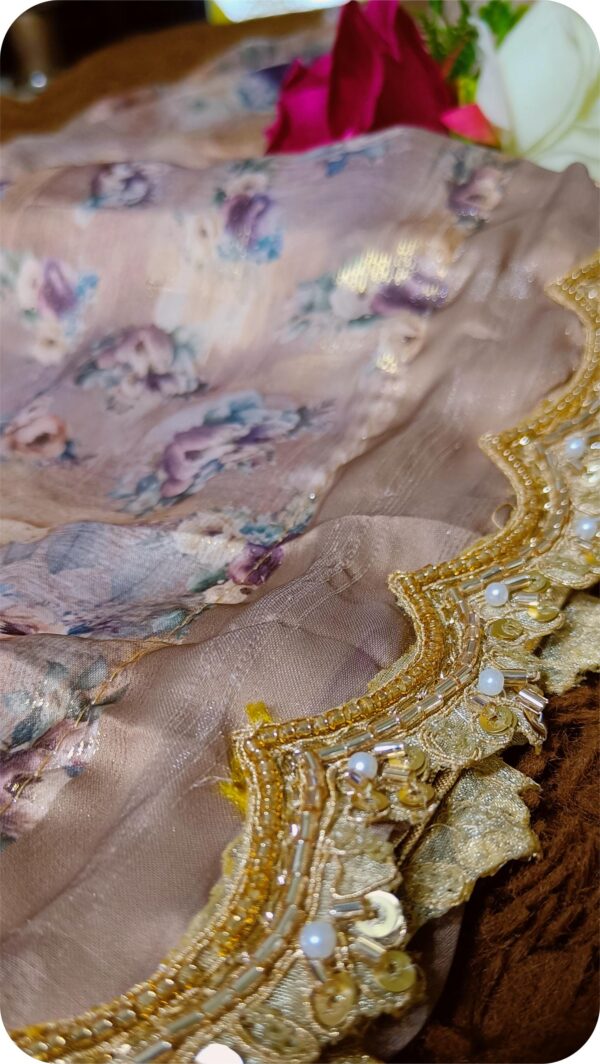 ~Nazakat ~ Beige Golden Brasso Saree - Image 9