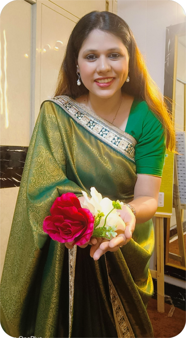 ~ Sadabahaar ~ Dark Green Kanchan Silk Dhoop Chaav Saree - Image 2