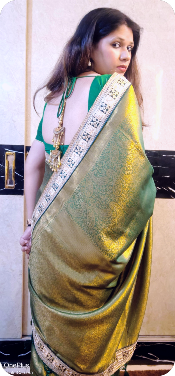~ Sadabahaar ~ Dark Green Kanchan Silk Dhoop Chaav Saree - Image 5