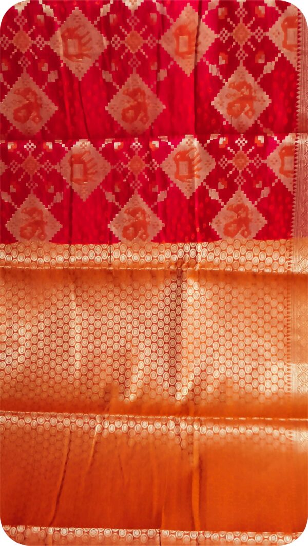 ~ Rewa Rani ~ (Sindhoori laal) Red Patola Silk Saree - Image 8