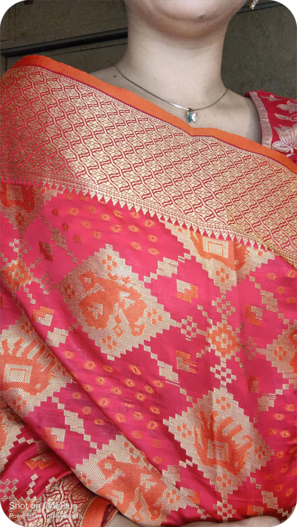 ~ Rewa Rani ~ (Sindhoori laal) Red Patola Silk Saree - Image 6