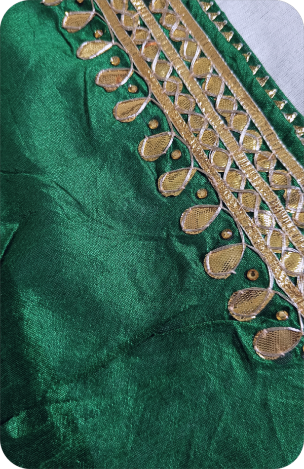 ~Sona Chaandi ~Magenta Georgette Gottapatti Saree - Image 5