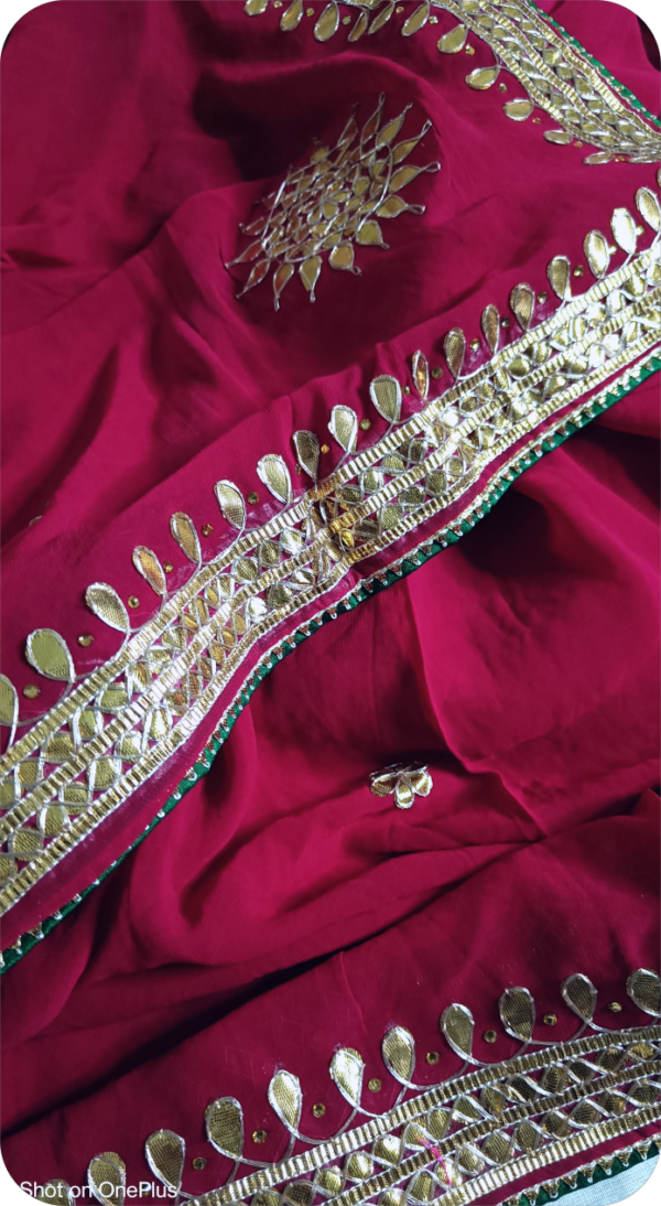 ~Sona Chaandi ~Magenta Georgette Gottapatti Saree - Image 6