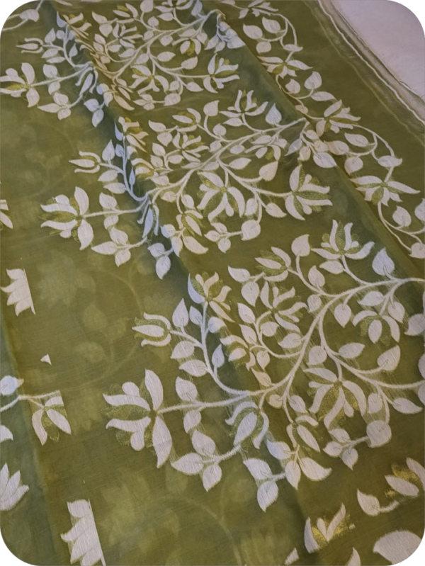 ~ Charulata ~ Mint Green Jamdani Cotton Saree - Image 4